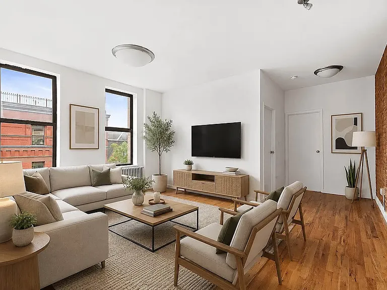 160 W 118th St #4A — Photo 1