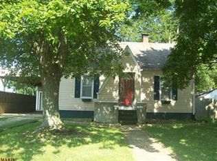 1017 S Jefferson St, Farmington, MO 63640