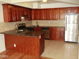558 Kingston Ave, Brooklyn, NY 11203