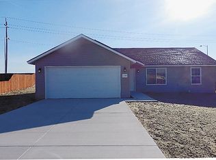 2716 Custer Ct, Pasco, WA 99301
