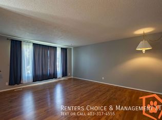 124A Park Meadows Blvd N, Lethbridge, AB T1H 4J2