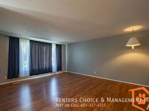 124A Park Meadows Blvd N, Lethbridge, AB T1H 4J2