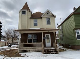 121 N 28th Ave W, Duluth, MN 55806