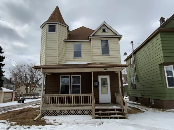 121 N 28th Ave W, Duluth, MN 55806
