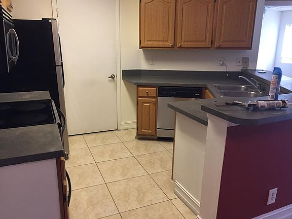 2nd image of 104-9999 Summerbreeze Dr Condo 104