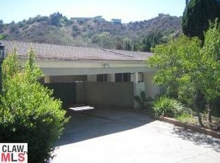 8522 Allenwood Rd, Los Angeles, CA 90046