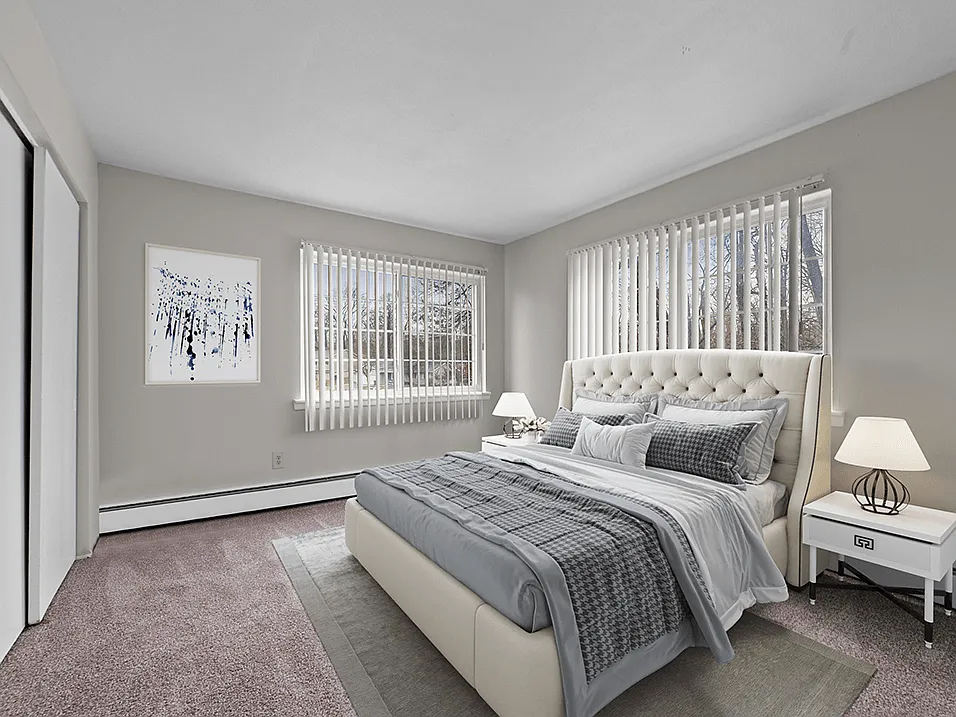 Overlook 380 — Photo 2