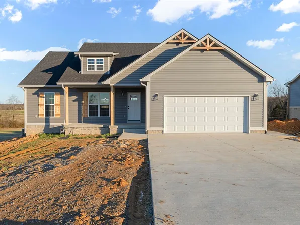 220 Walnut Grove Dr, Smiths Grove, KY 42171