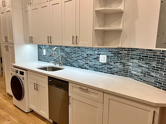 Rented by Bank Neary | media 65