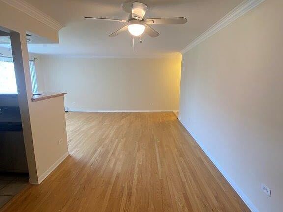 5th image of 205 Miner Arlington Hts #407