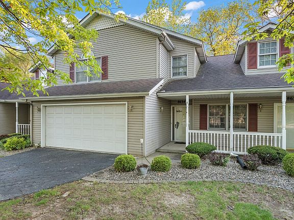 3rd image of 8634 Kelly Dr