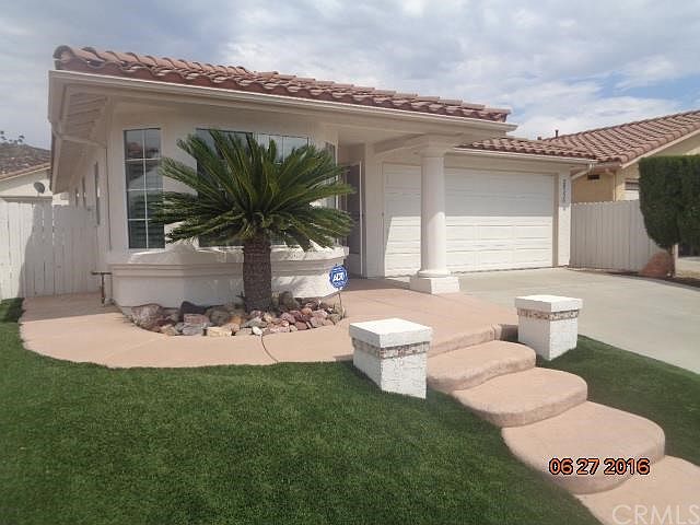 1st image of 28330 Via Cascadita