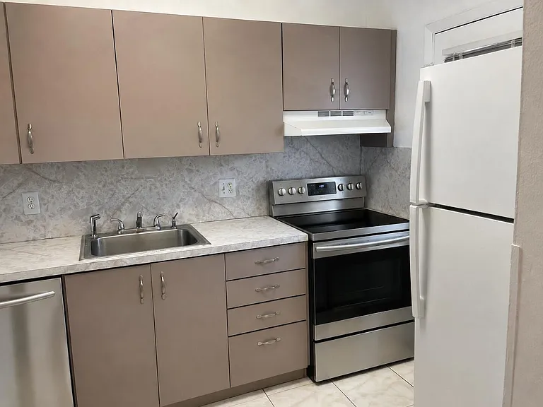 5501 NW 2nd Ave #313 — Photo 6