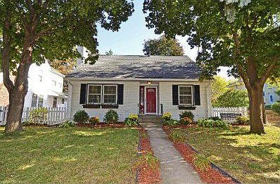 Beautiful 1.5 story Cape Code in Fern Hill, beautifully landscaped