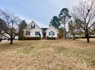 414 Raynor Dr, Fayetteville, NC 28311