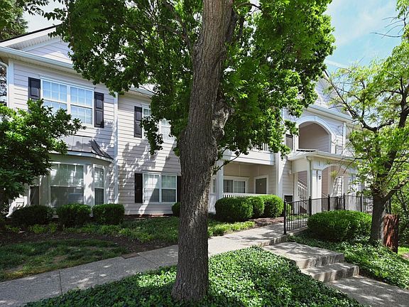 2nd image of 7003 Lenox Village Dr APT B11