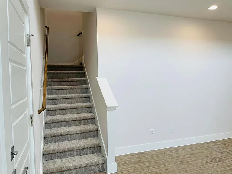 158 Elisha Dr — Photo 12