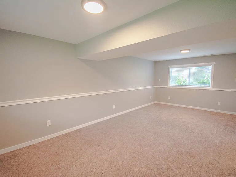4271 Trumpeter Dr SE — Photo 20