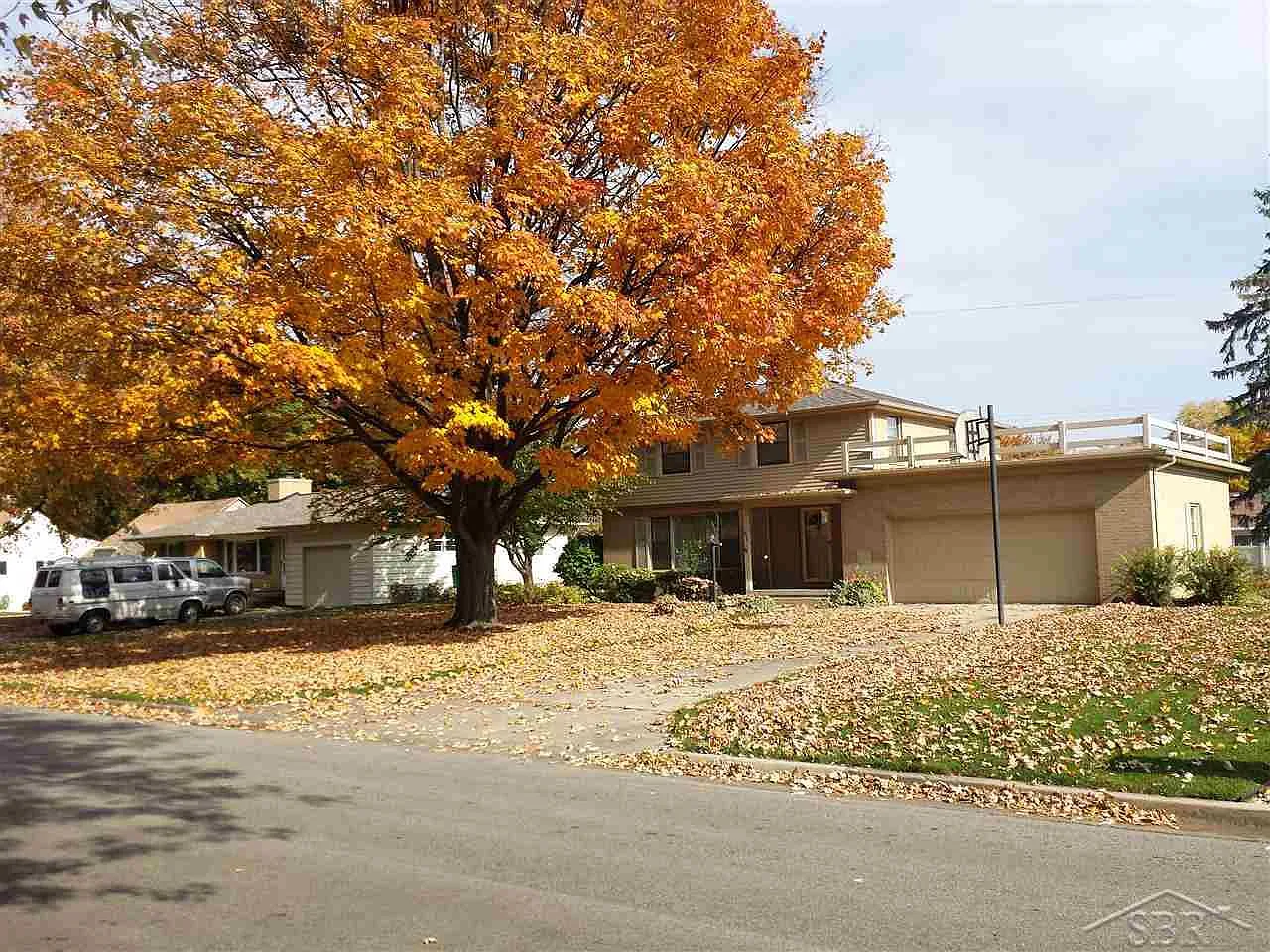 1620 Glendale Ave photo 1