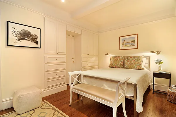 Sold by Corcoran | media 27