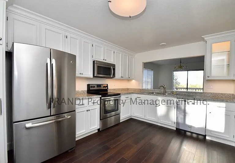 920 Arlene Way — Photo 2