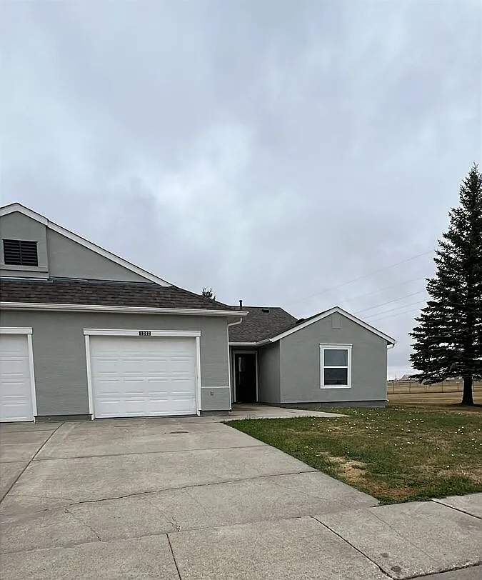 3 bed, 2.0 bath, 1384 sqft, $1,889 — Photo 1