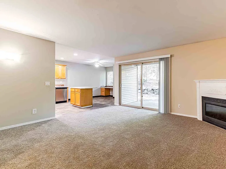 Aravia Apartments — Photo 15