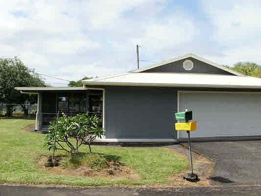 3rd image of 790 Kaumana Dr Bldg D