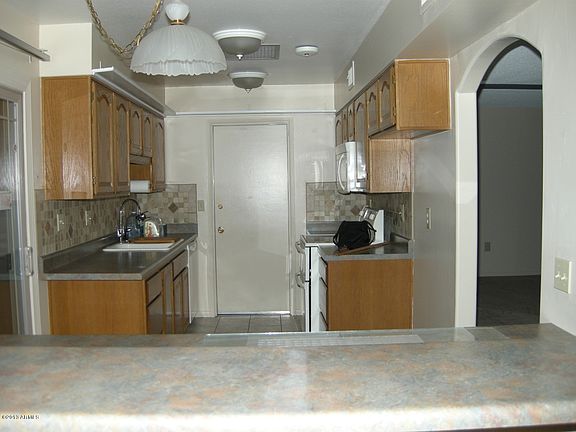3rd image of 17685 N Del Webb Blvd