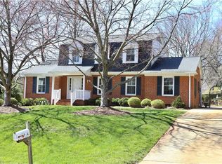 801 Fairgreen Rd, Greensboro, NC 27410