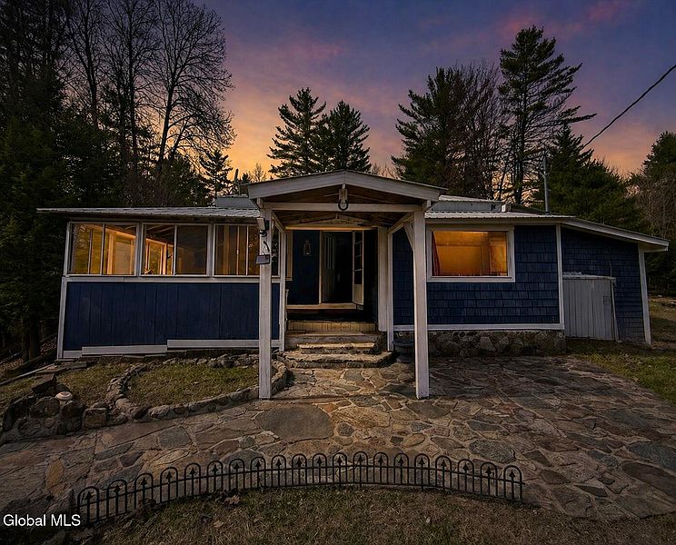 2nd image of 268 Glasshouse Creek Road
