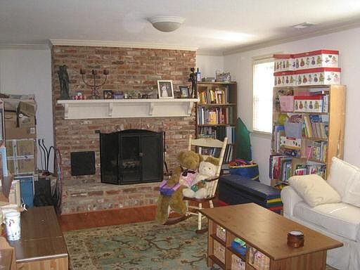 4th image of 1344 N Lynnbrook Dr