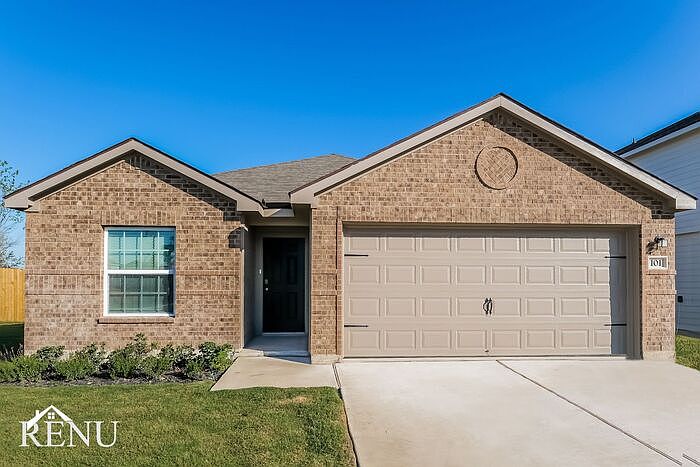1st image of 101 Fox Glen Trl