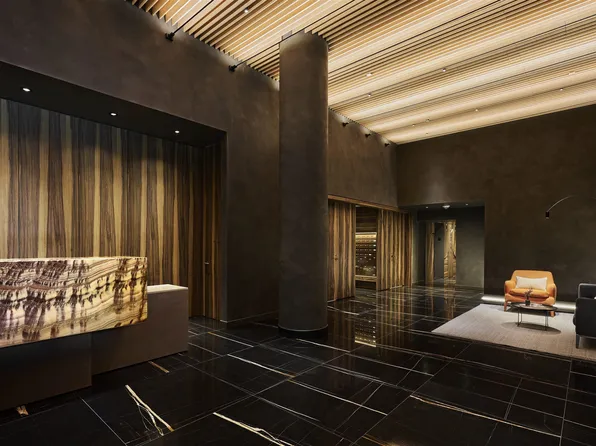 1482 Robson St #3102, Vancouver, BC V6G 0E8