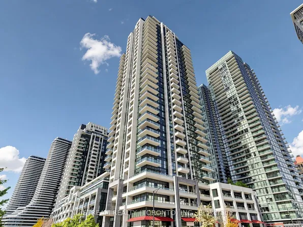 4055 Parkside Village Dr #3017, Mississauga, ON L5B 0K2