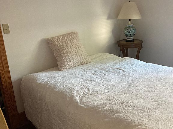 2nd Bedroom, 1st floor