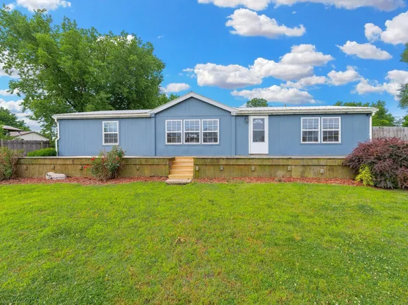 309 W Spring St, Geuda Springs, KS 67051