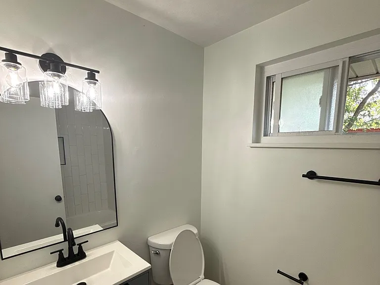 2200 Yorkshire Pl — Photo 13