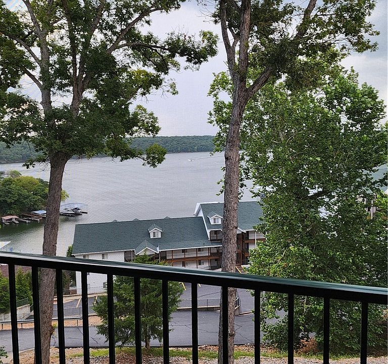 1st image of 282 Park Place Dr #3B