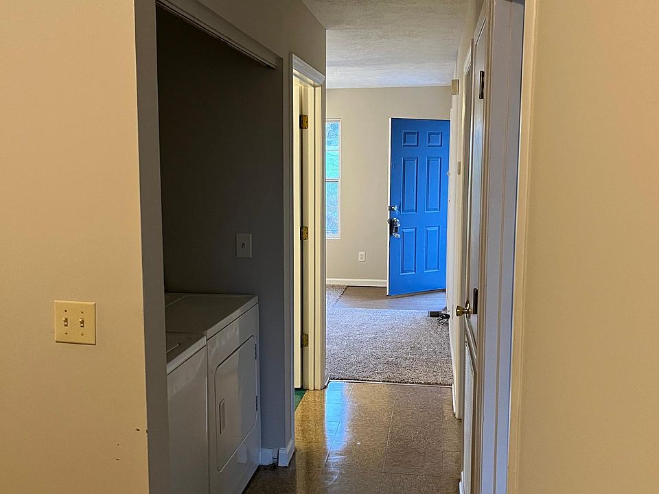 1st image of 2738 Washington Ave