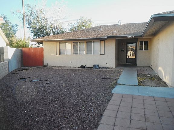 2nd image of 5705 Bay Cir