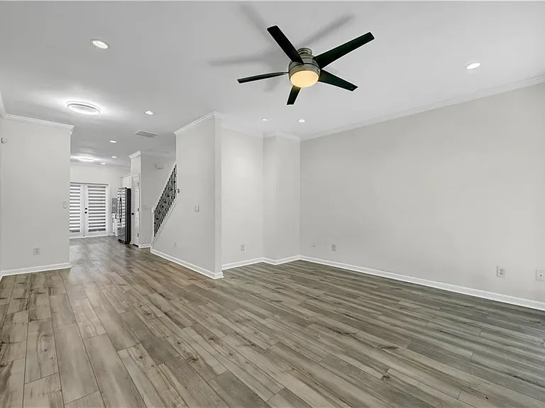 1044 Liberty Pkwy NW — Photo 12