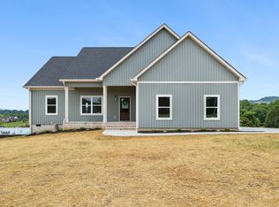 3 County House Ln, Carthage, TN 37030