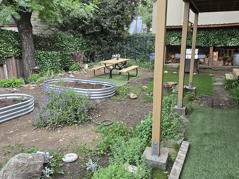 Shasta Ave — Photo 9