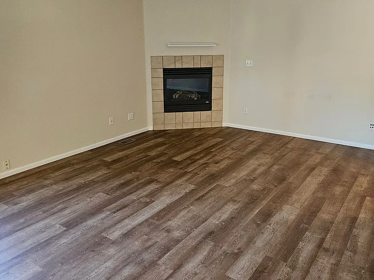 2702 Rigden Pkwy #G2 — Photo 9