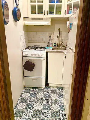 Rented by Harriet Brand, LREB | media 13