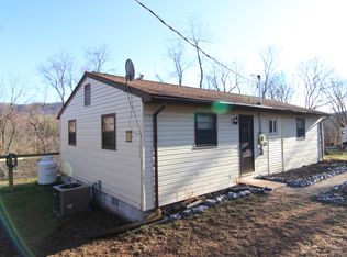 223 4th St, Buchanan, VA 24066