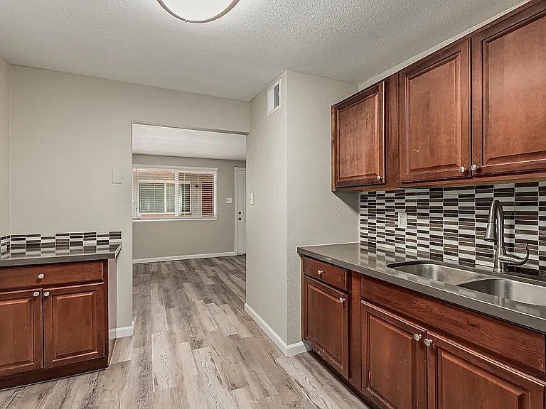 1st image of 1012 S Smith Rd #1