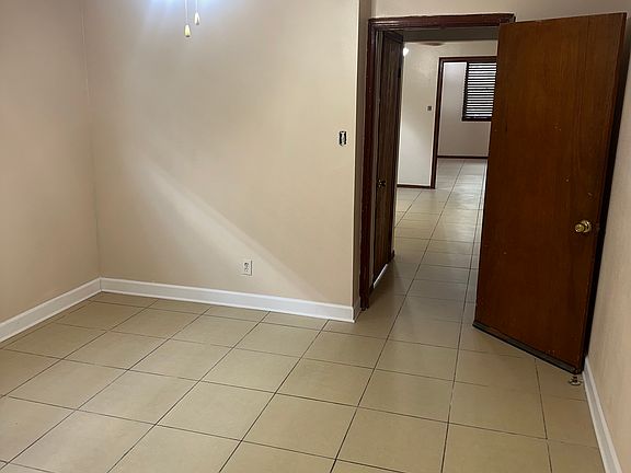 4th image of 8528 Panola St