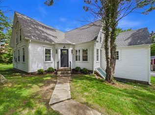 159 County St, Lakeville, MA 02347